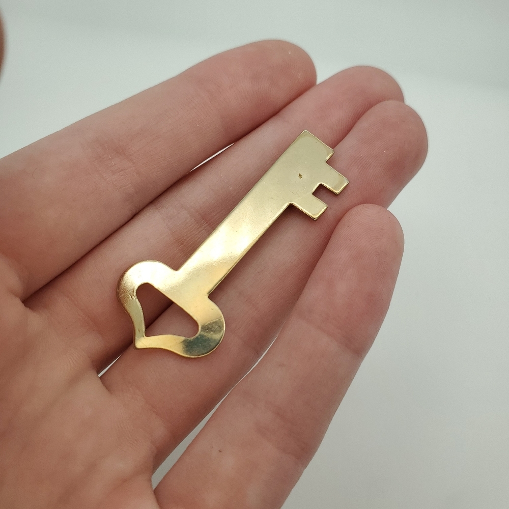 Key pin - Picture 2 of 4
